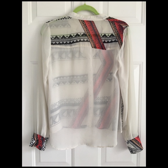 Sheer button-up 🖤 - Picture 2 of 4